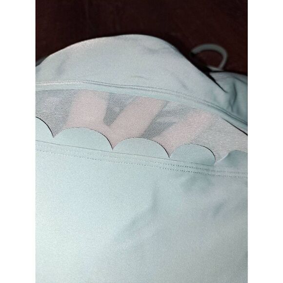 New Medium Cupshe Olive Army Green Scallop Swimsuit Bathing Suit One Piece NWOT - Picture 4 of 6